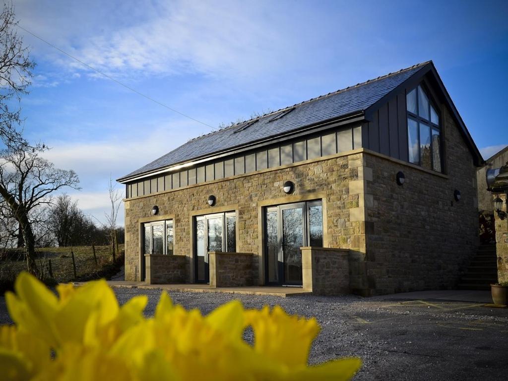 3 Millstones Inn West Bradford Exterior photo